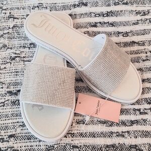 NWT! Juicy Couture size 10 rhinestone sandals.